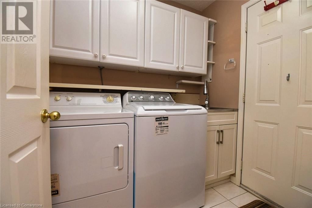 8 - 60 RICE AVENUE Image 35