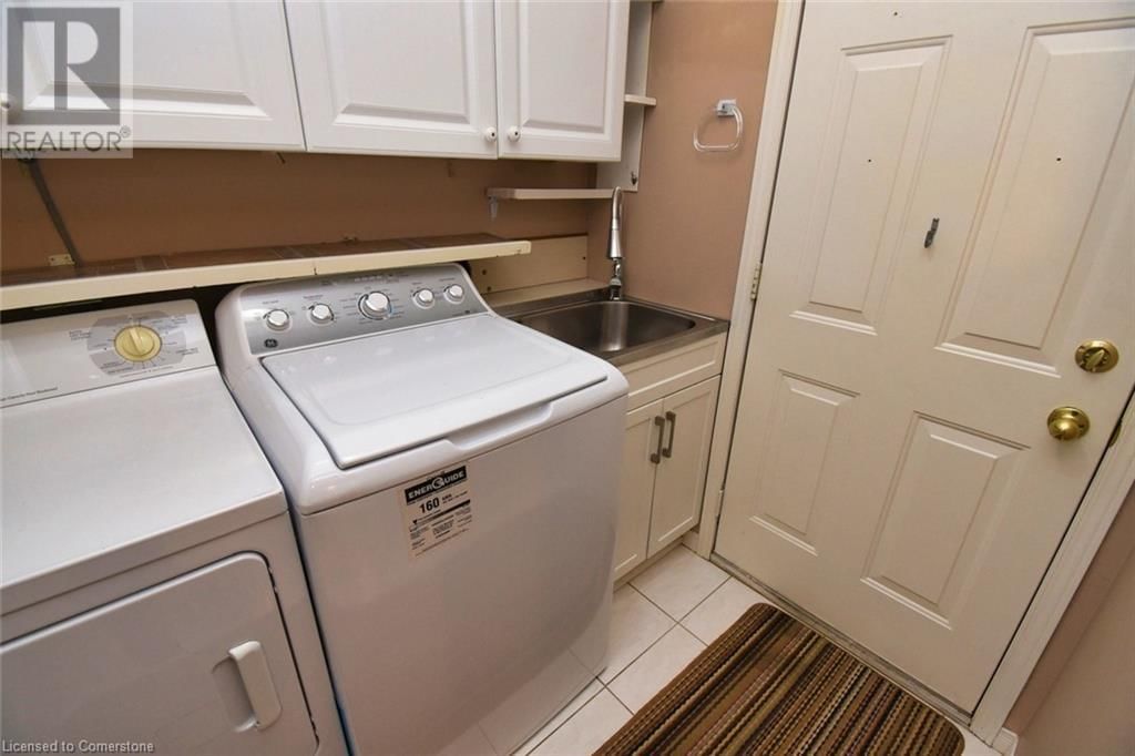 8 - 60 RICE AVENUE Image 36