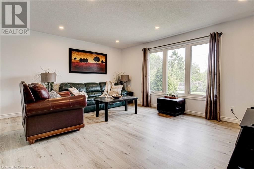 238 FOXHUNT ROAD Image 14