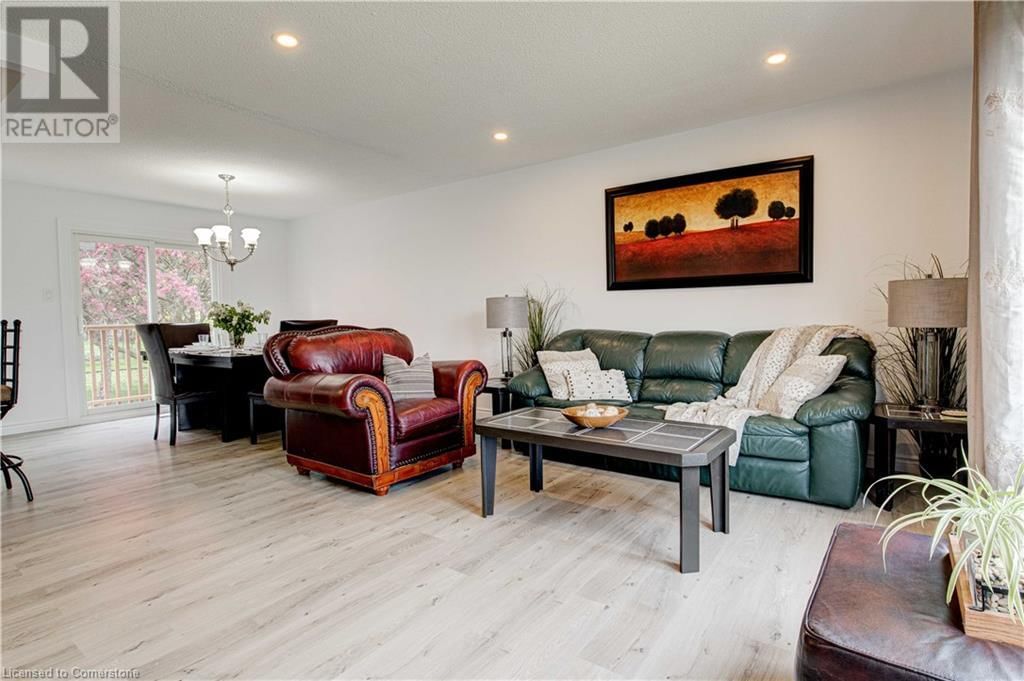 238 FOXHUNT ROAD Image 15