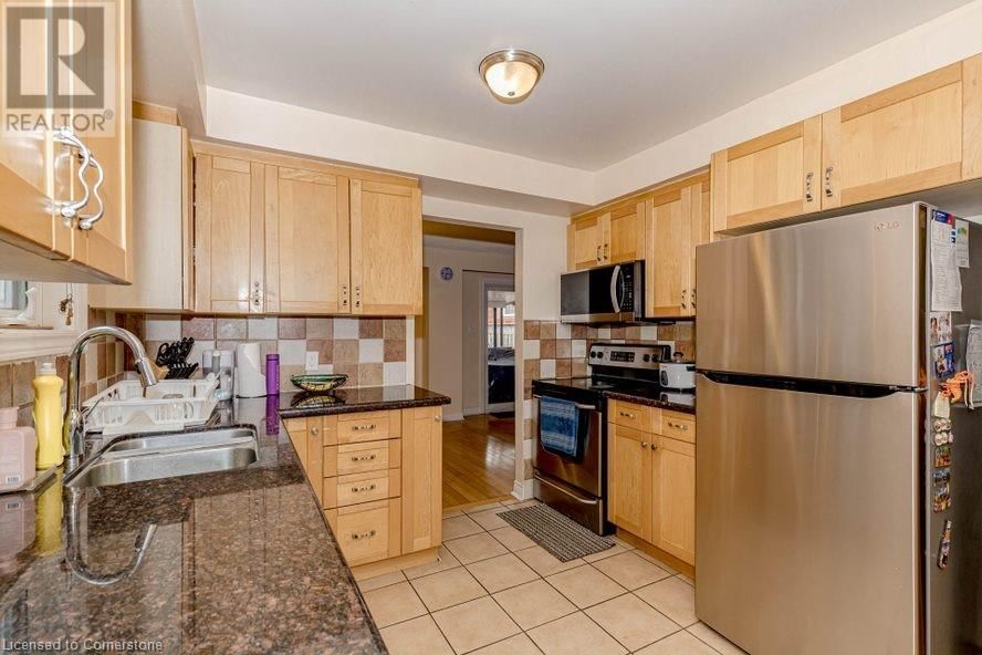 4231 SUGAR BUSH ROAD Image 11