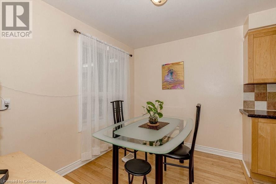 4231 SUGAR BUSH ROAD Image 15