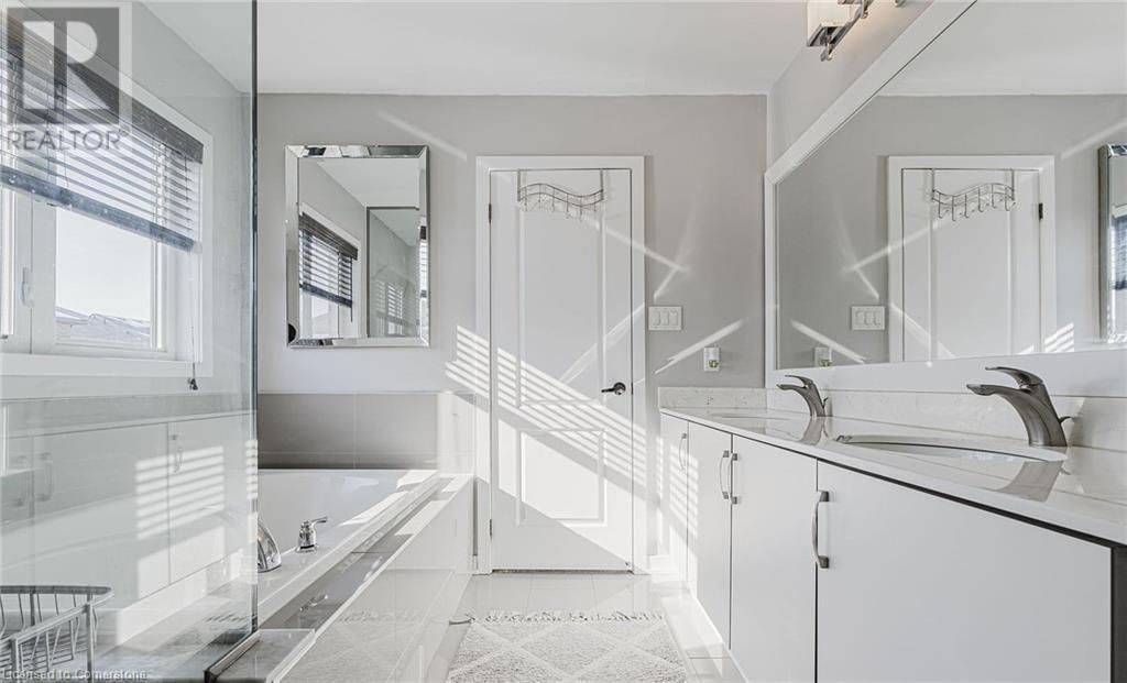 40 ALDGATE AVENUE SOUTH Image 24