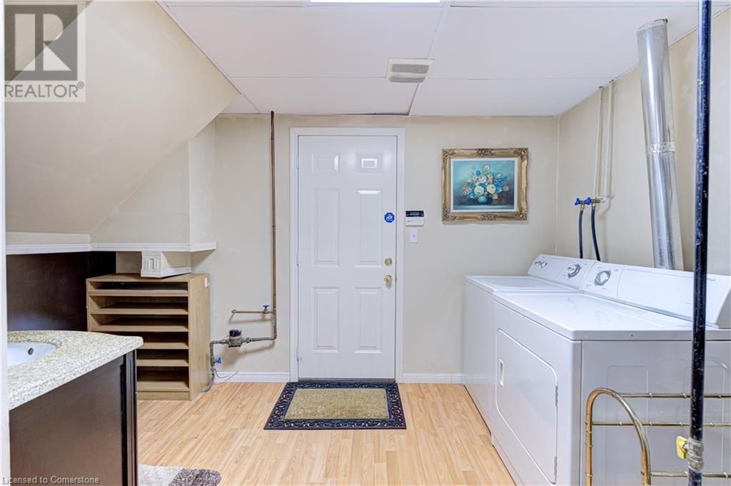 16 - 3030 BREAKWATER COURT Image 24