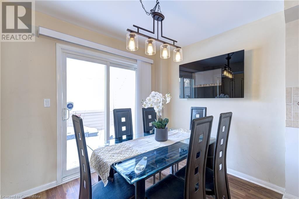 16 - 3030 BREAKWATER COURT Image 5