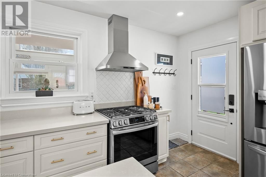 5046 ELIZABETH STREET Image 11