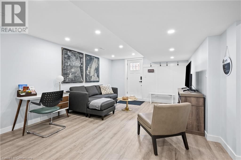 5046 ELIZABETH STREET Image 30