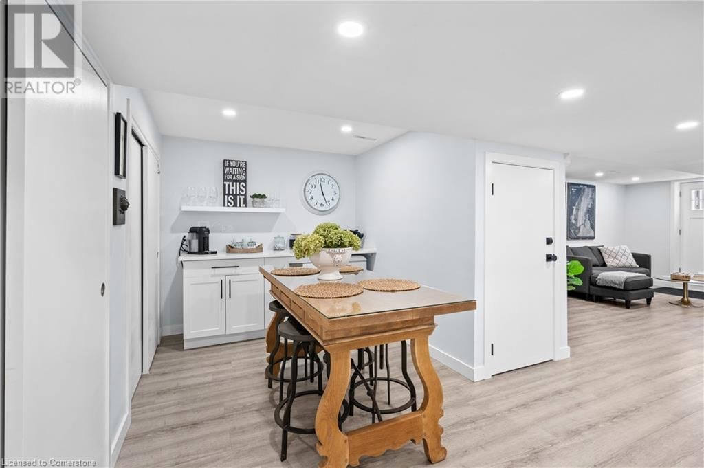 5046 ELIZABETH STREET Image 37