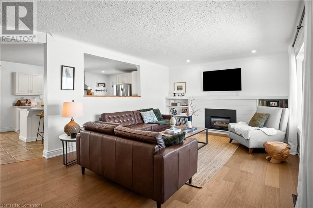 5046 ELIZABETH STREET Image 7
