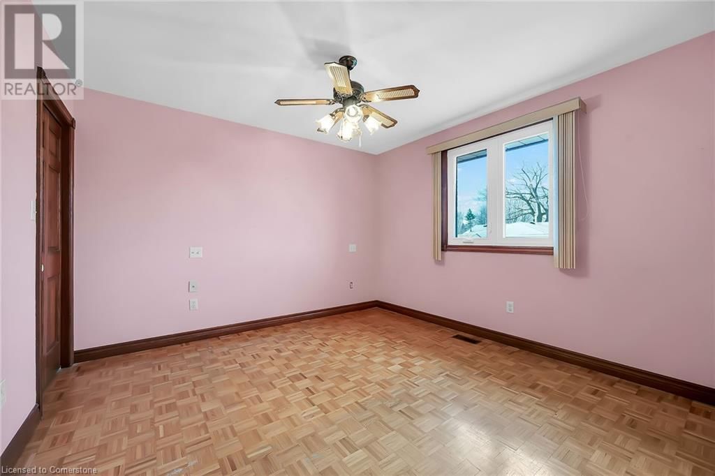 54 RIDLEY DRIVE Image 20