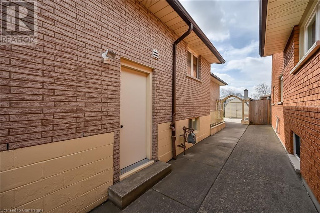 54 RIDLEY DRIVE Image 41