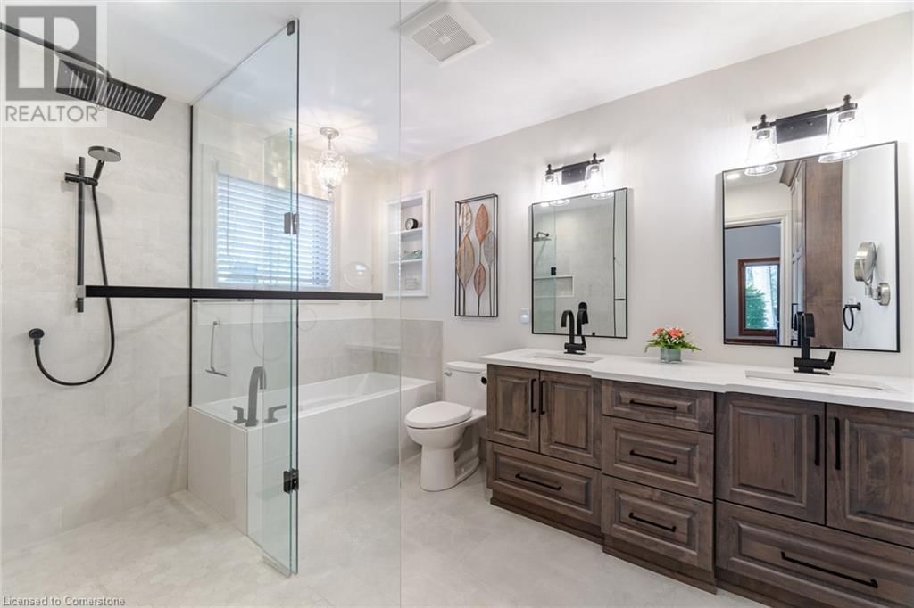 587 HILLCREST ROAD Image 21
