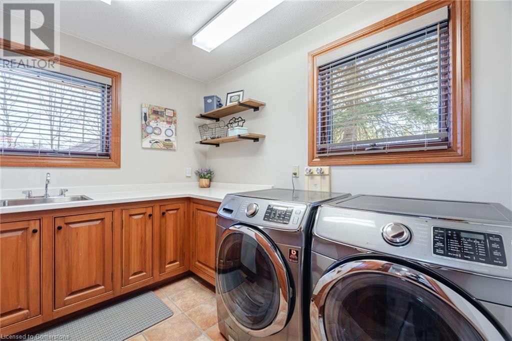 587 HILLCREST ROAD Image 26