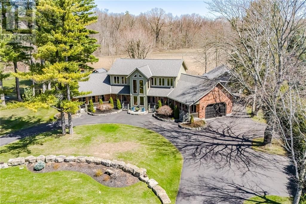 587 HILLCREST ROAD Image 4