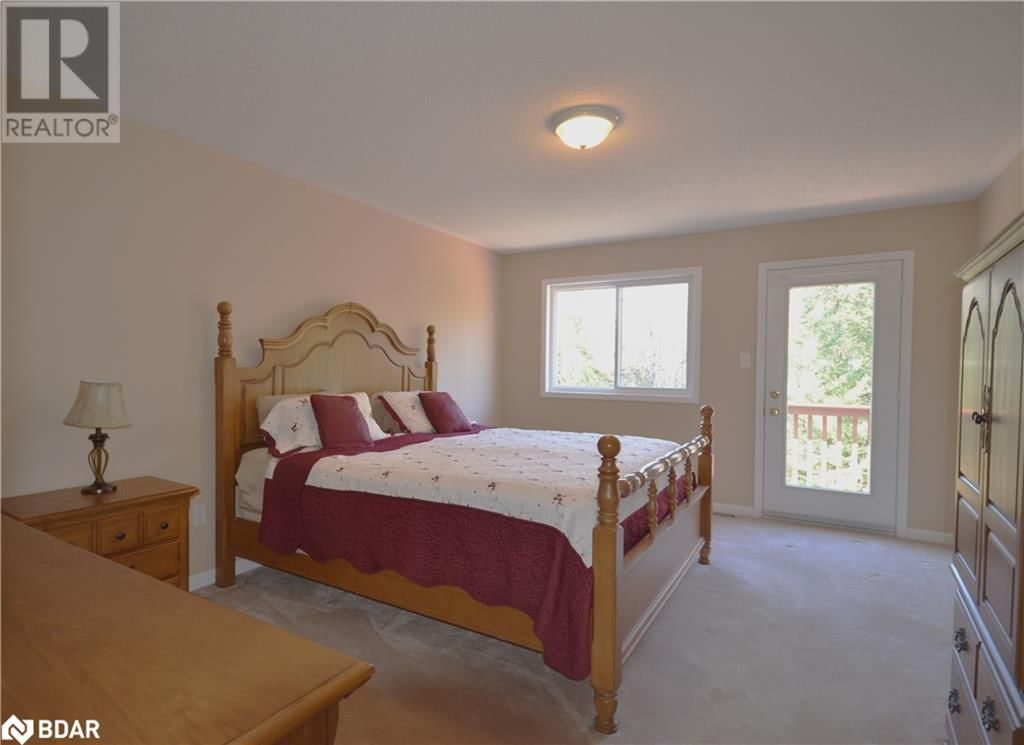 21 RED PINE CRESCENT Image 14