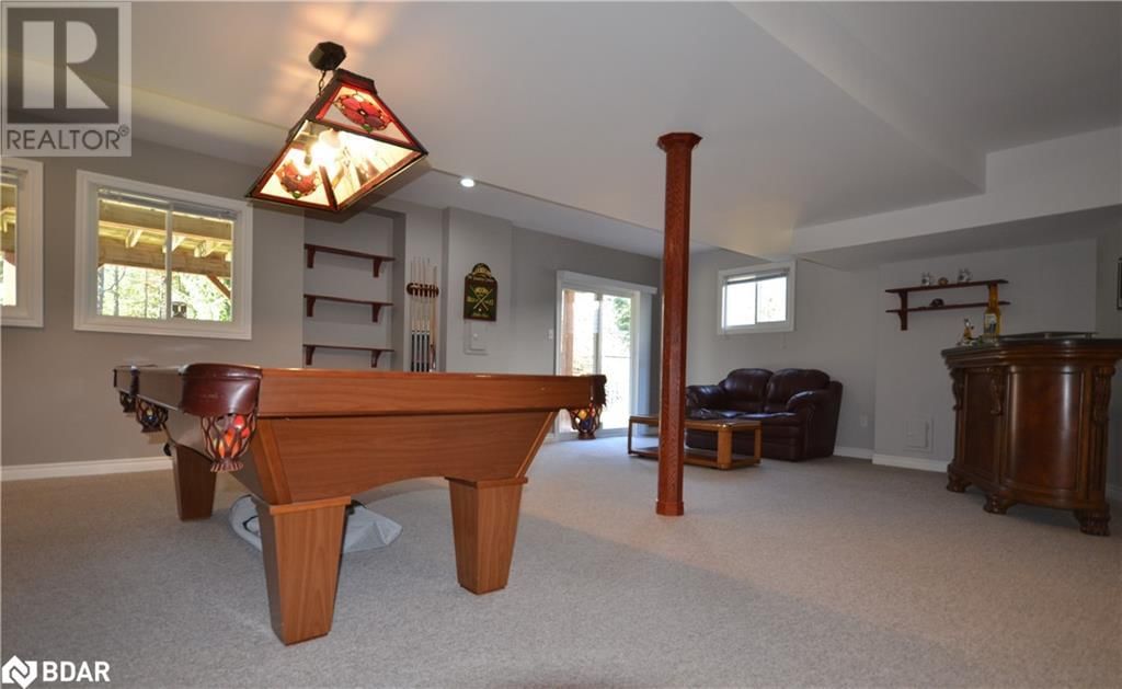 21 RED PINE CRESCENT Image 24