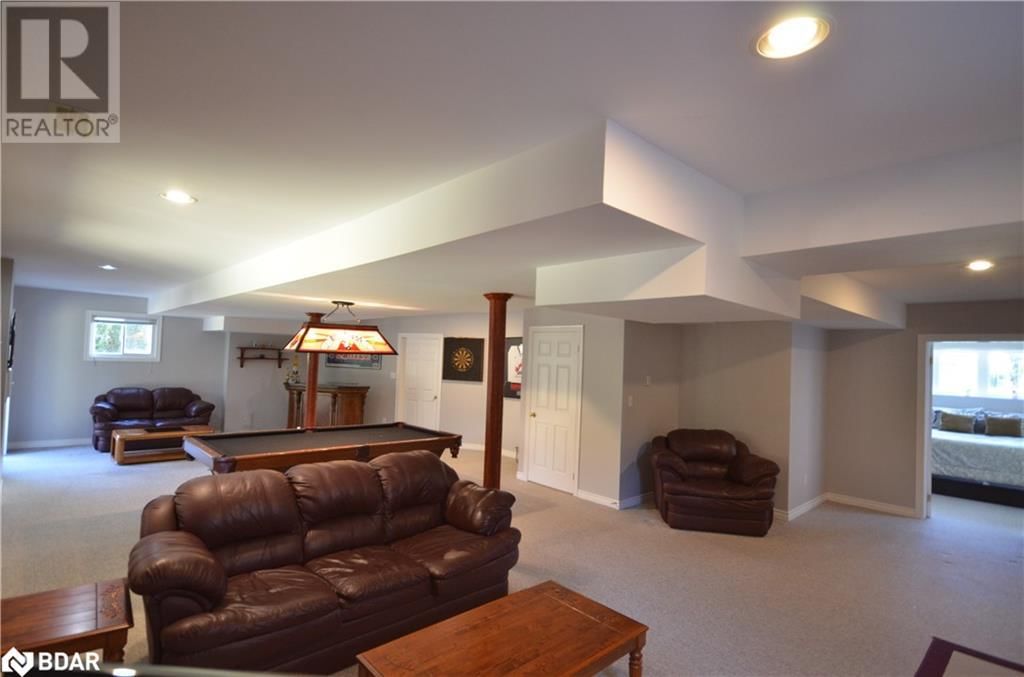 21 RED PINE CRESCENT Image 27