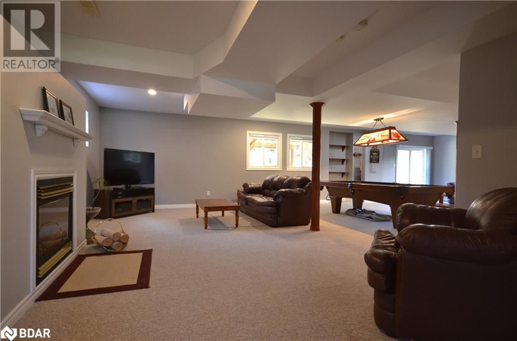 21 RED PINE CRESCENT Image 31