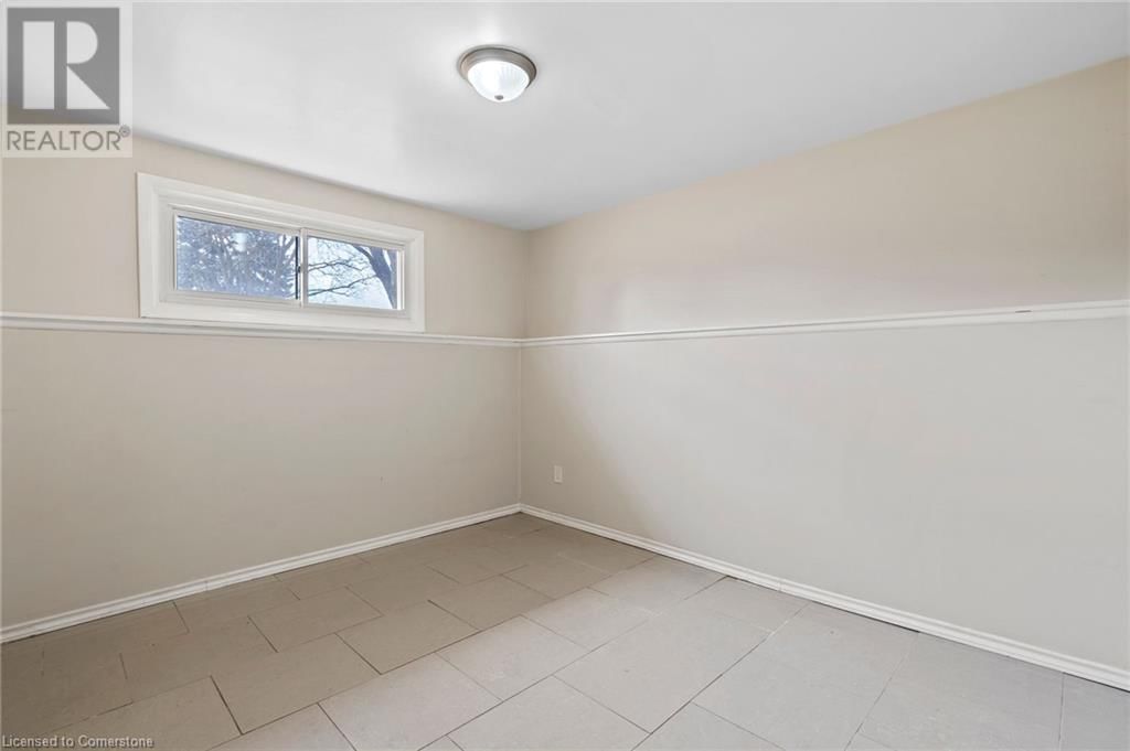 1151 LANCASTER STREET Image 25