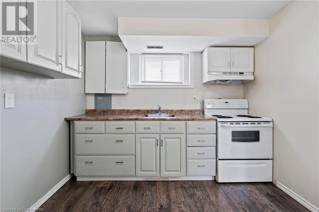 1151 LANCASTER STREET Image 26