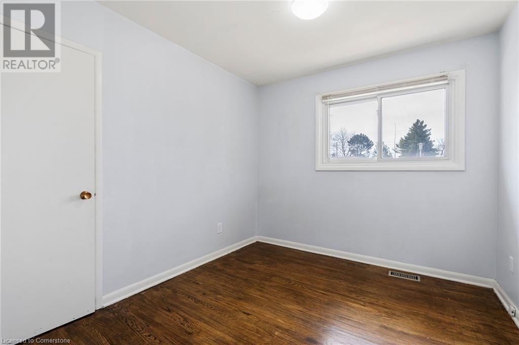 1151 LANCASTER STREET Image 31