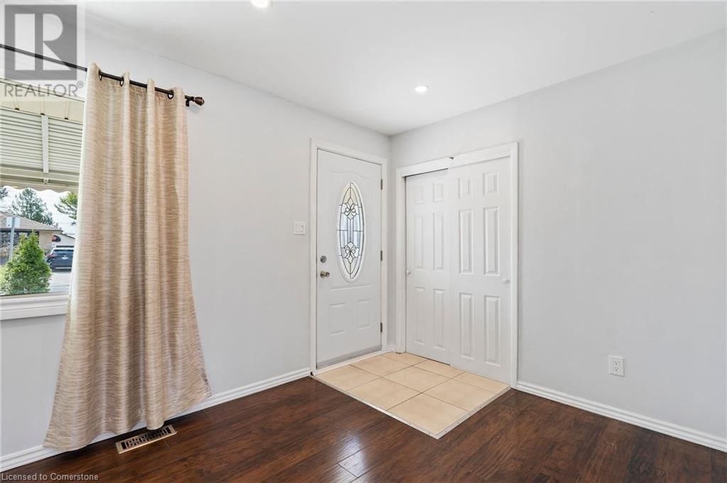 1151 LANCASTER STREET Image 6