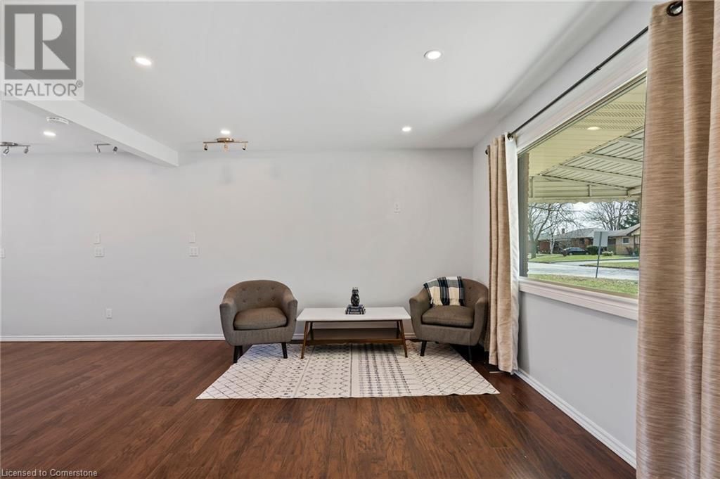 1151 LANCASTER STREET Image 7