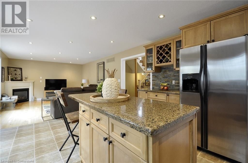 152 LENA CRESCENT Image 12