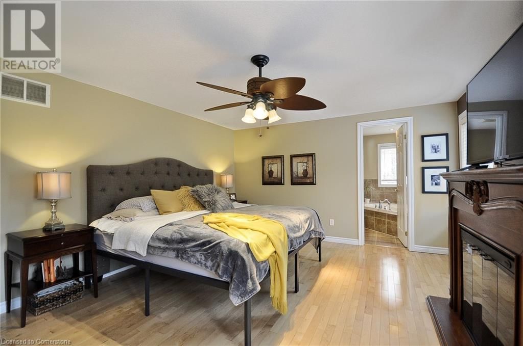 152 LENA CRESCENT Image 21