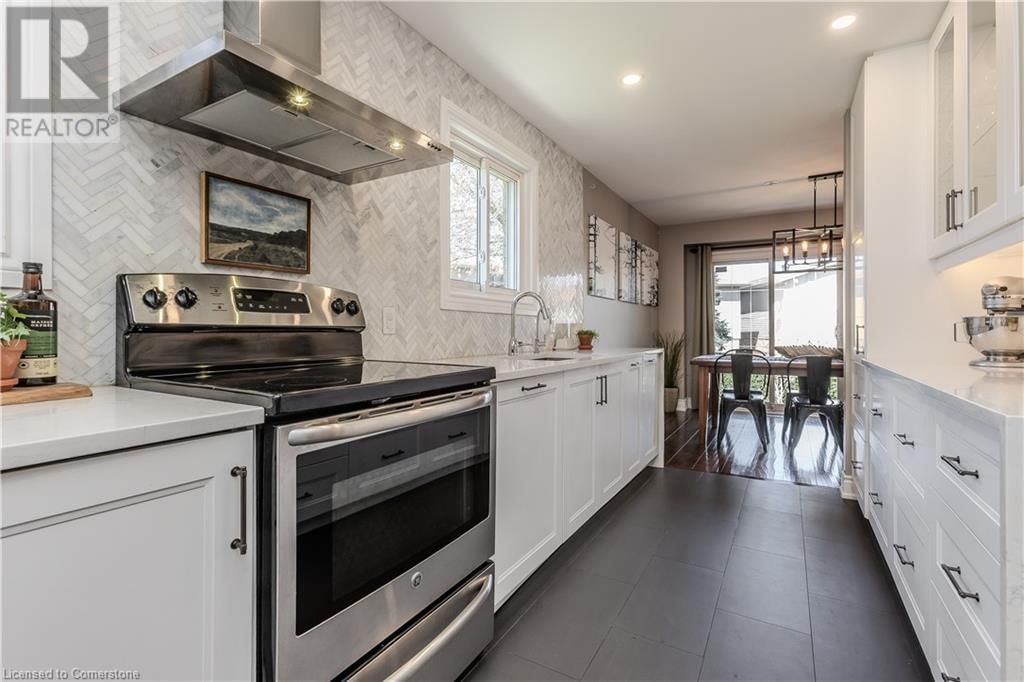 2205 MANCHESTER DRIVE Image 16