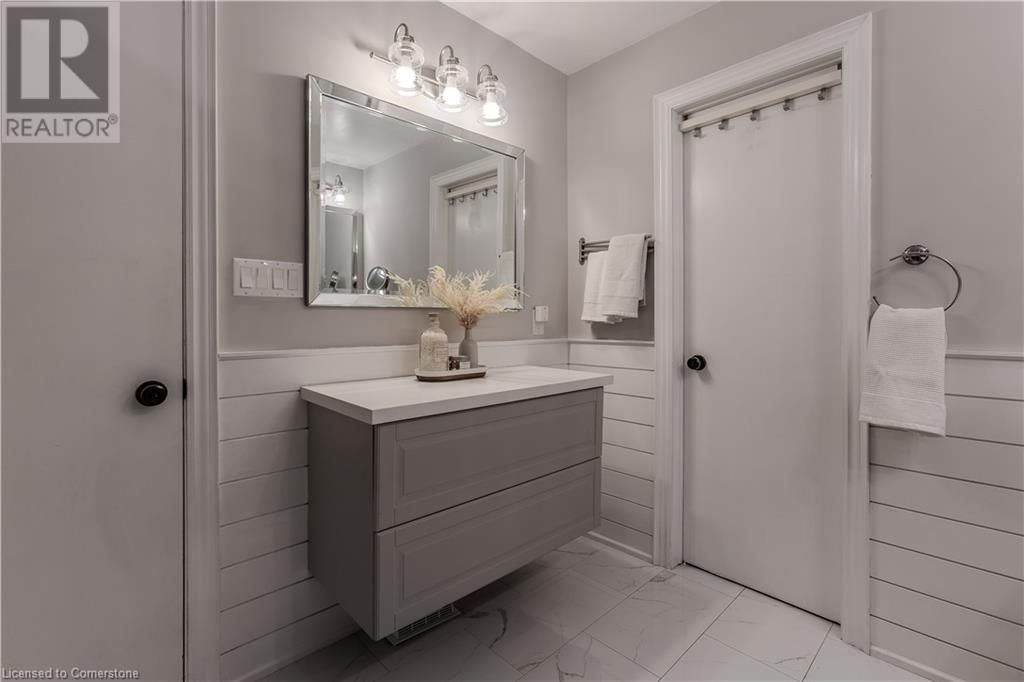 2205 MANCHESTER DRIVE Image 29