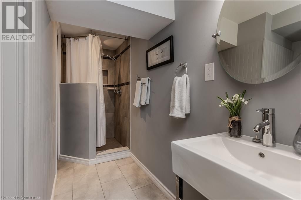 2205 MANCHESTER DRIVE Image 39