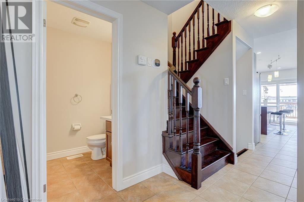 141 KEMP CRESCENT Image 13