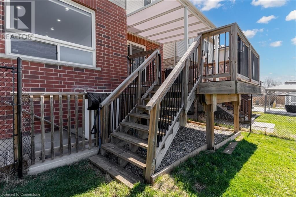 141 KEMP CRESCENT Image 47