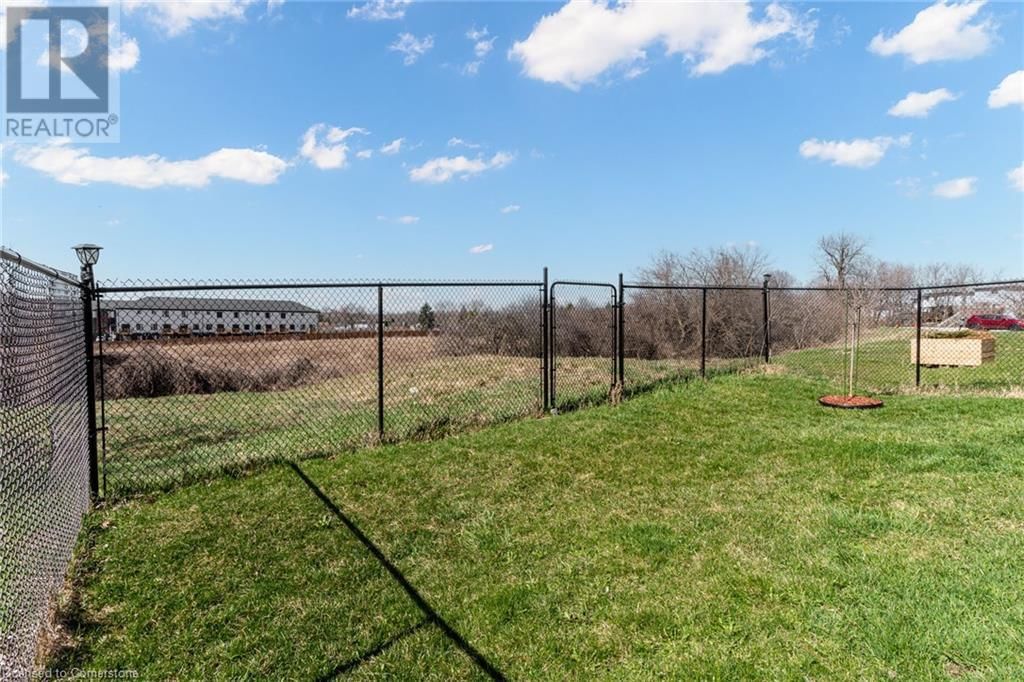 141 KEMP CRESCENT Image 48