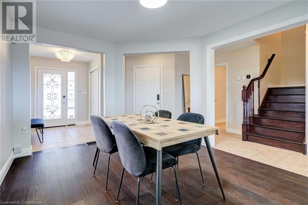 141 KEMP CRESCENT Image 5
