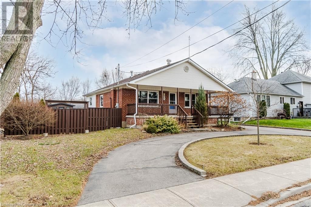 1904 BALSAM AVENUE Image 2