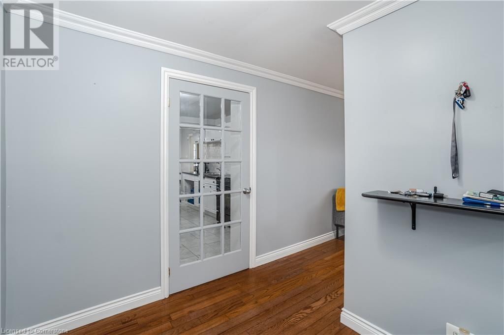 1904 BALSAM AVENUE Image 32