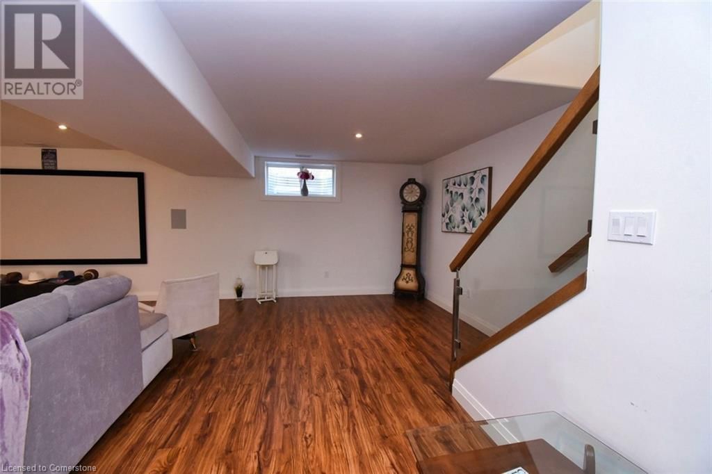 80 BACKUS DRIVE Image 36