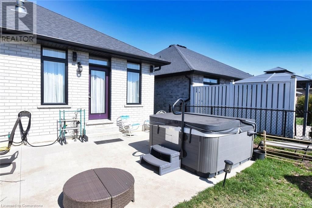 80 BACKUS DRIVE Image 41