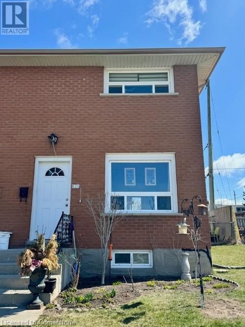 831 WALTER STREET Image 1
