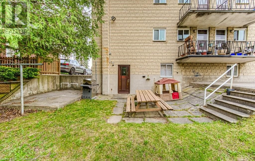 24 CAIT AVENUE Image 24