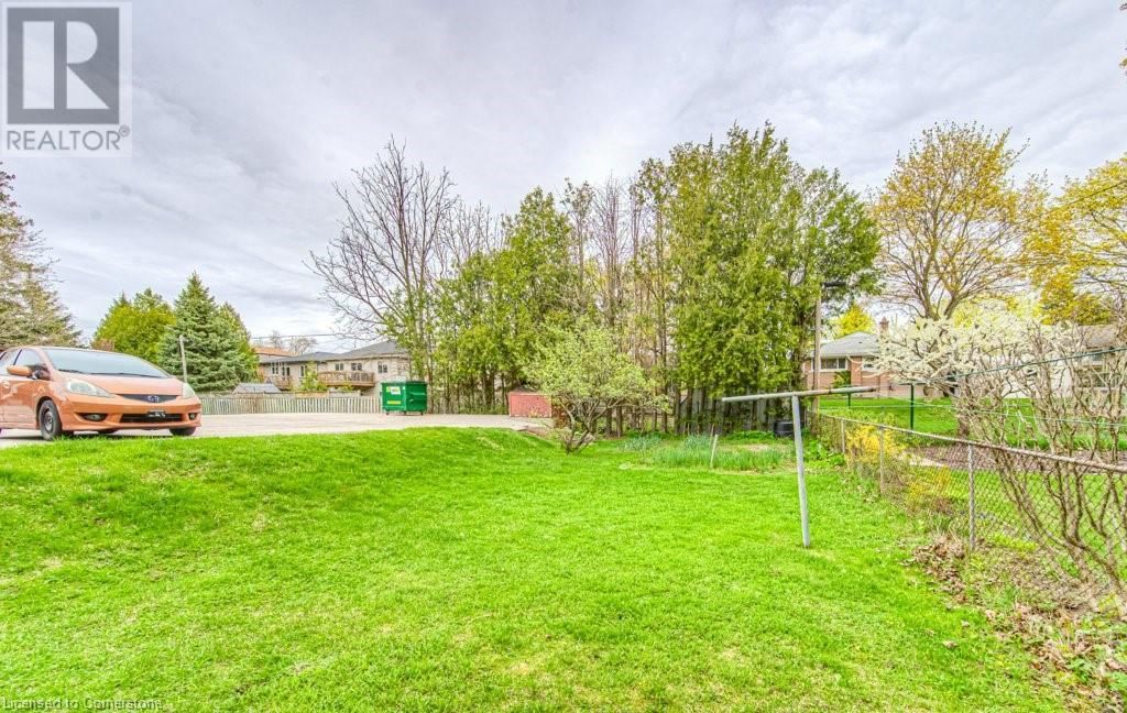 24 CAIT AVENUE Image 25