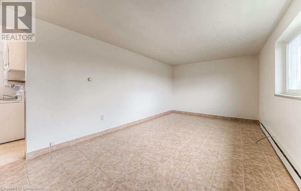 24 CAIT AVENUE Image 7