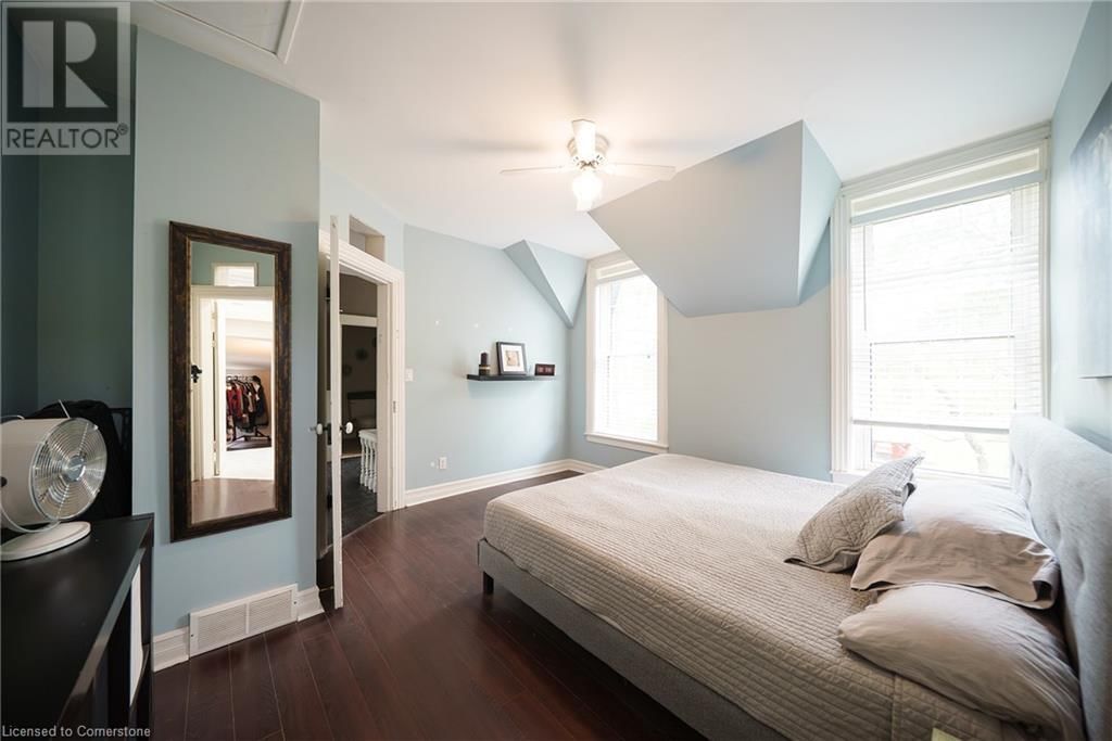 747 NORFOLK STREET SOUTH Image 23