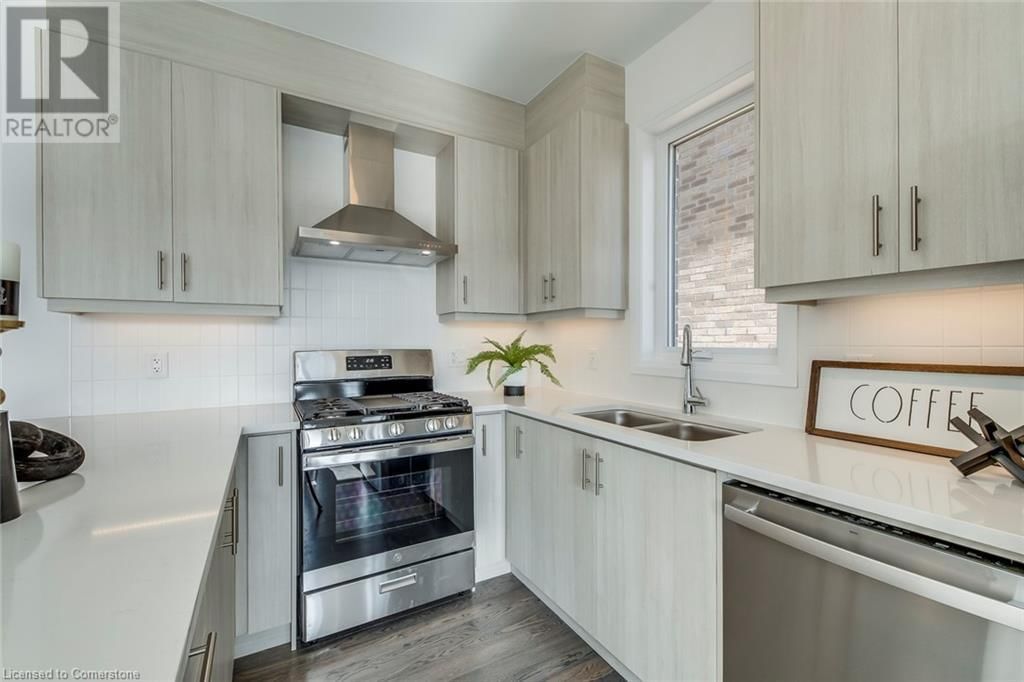 3262 CRYSTAL DRIVE Image 10