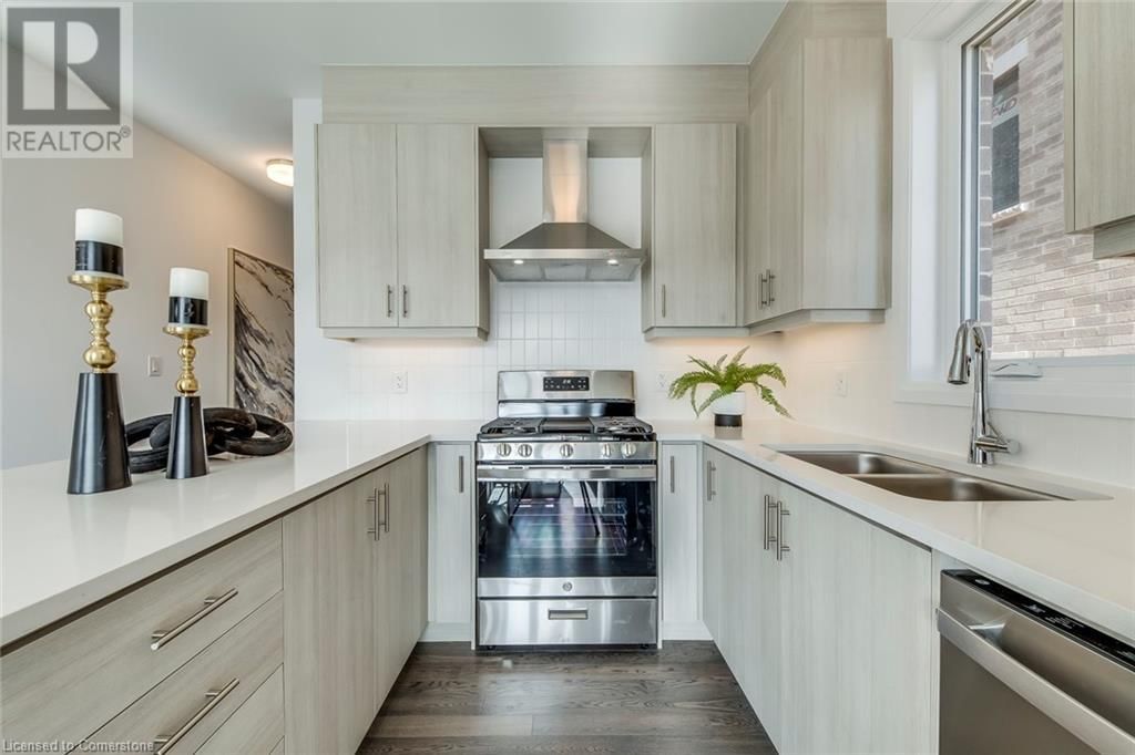 3262 CRYSTAL DRIVE Image 9