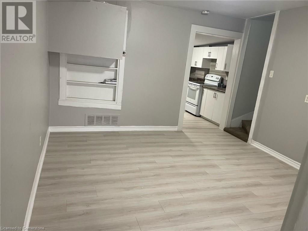 167 WILSON STREET Image 12
