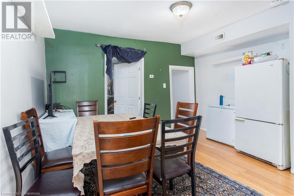 167 WILSON STREET Image 21