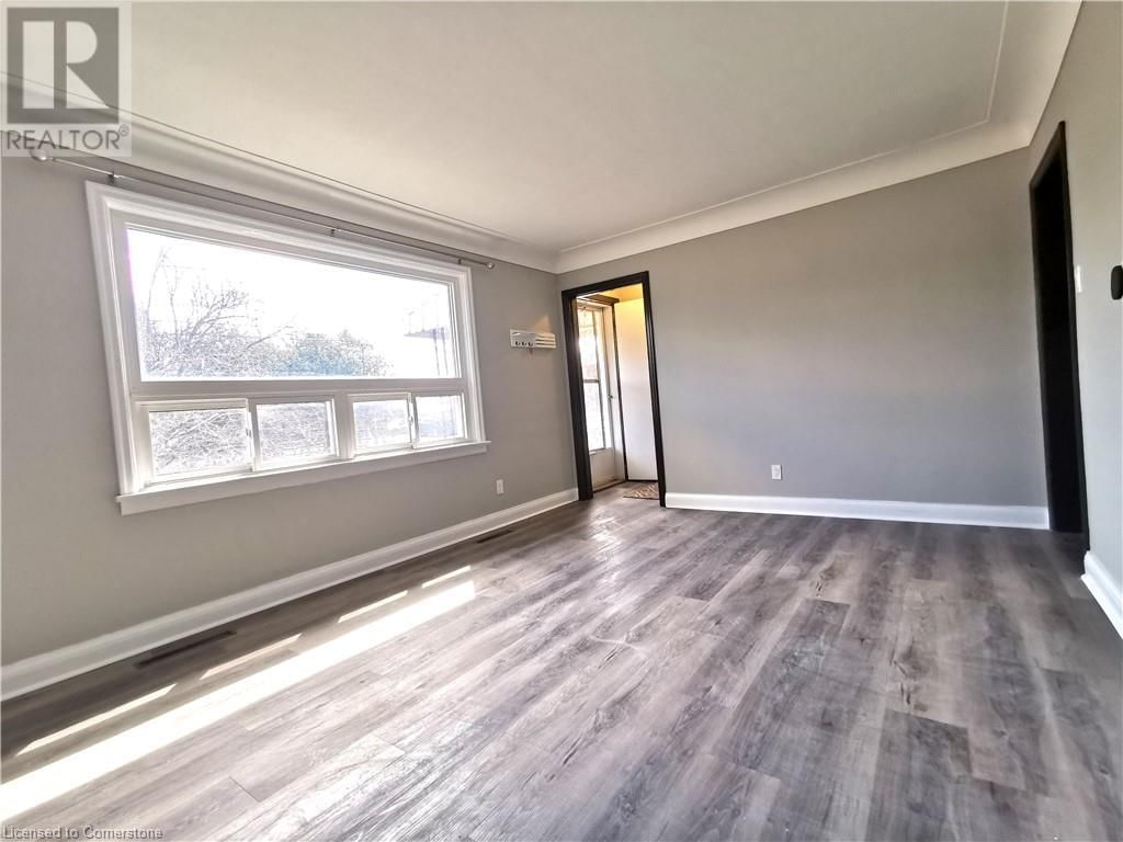 Main Level - 127 ROSEMOUNT DRIVE Image 2